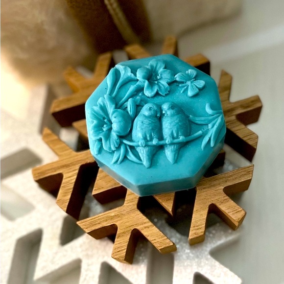 Turtle Doves Decorative Soap - Handmade - Handcrafted Truth and Peace 🙏🏼 - Picture 2 of 4